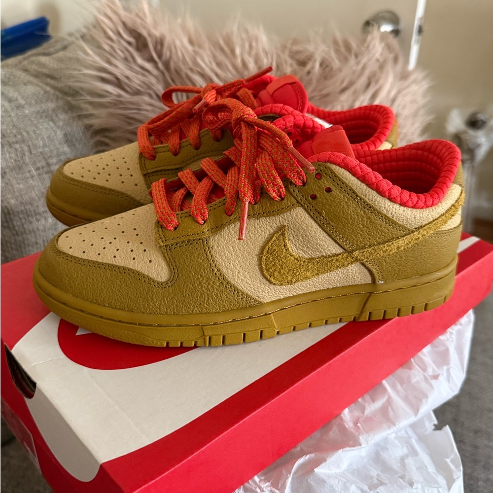 Nike' Tan and Red Sneakers
